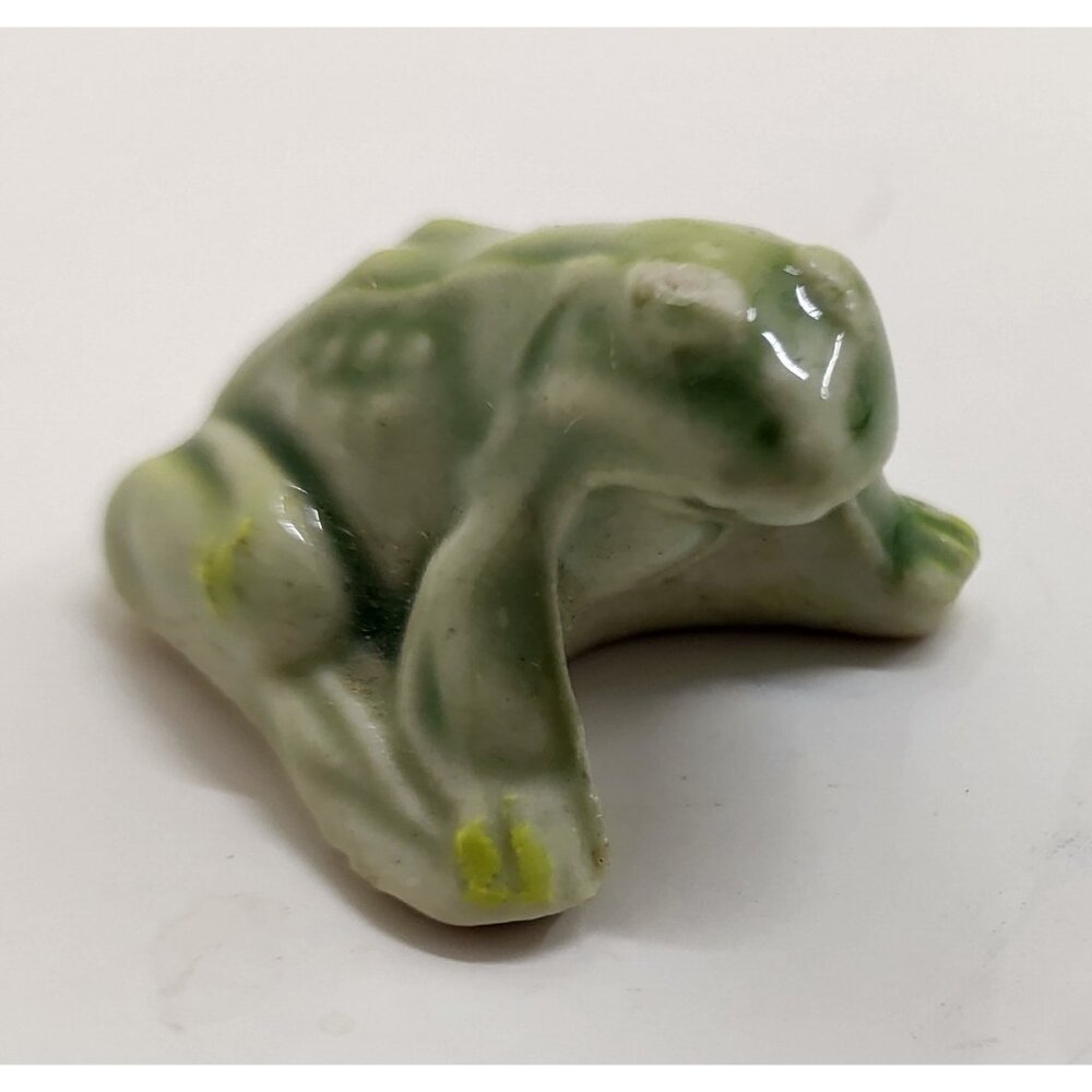 Wade Whimsies Frog Mini Figurine England Vintage Ceramic Wade Collectible
